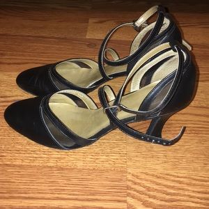 size 7.5 ballroom black dance capezio heels